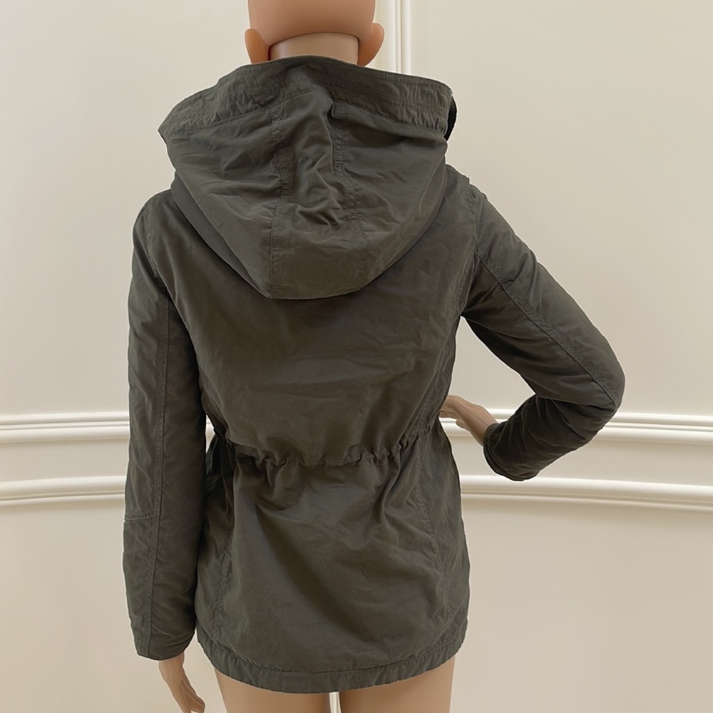 H&M Jacket - Picture 2 of 3